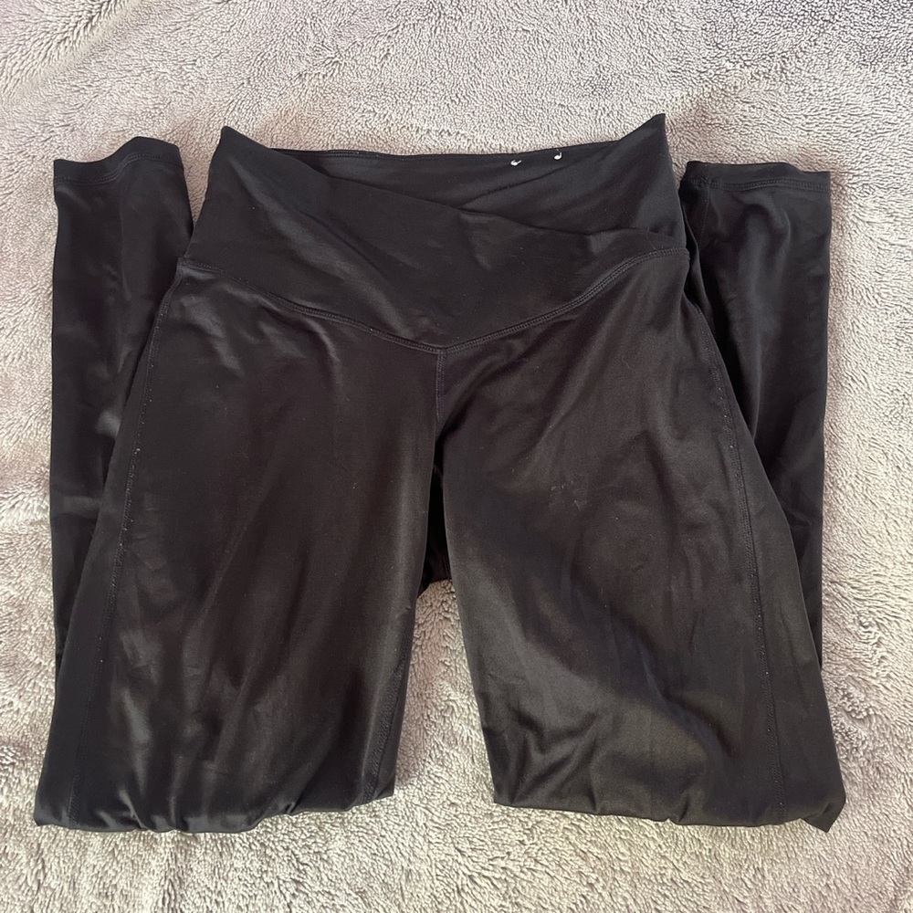 Black cross leggings